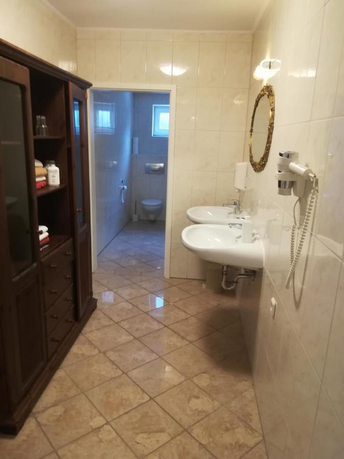 Apartment Froschkoenig Gladenbach ภายนอก รูปภาพ